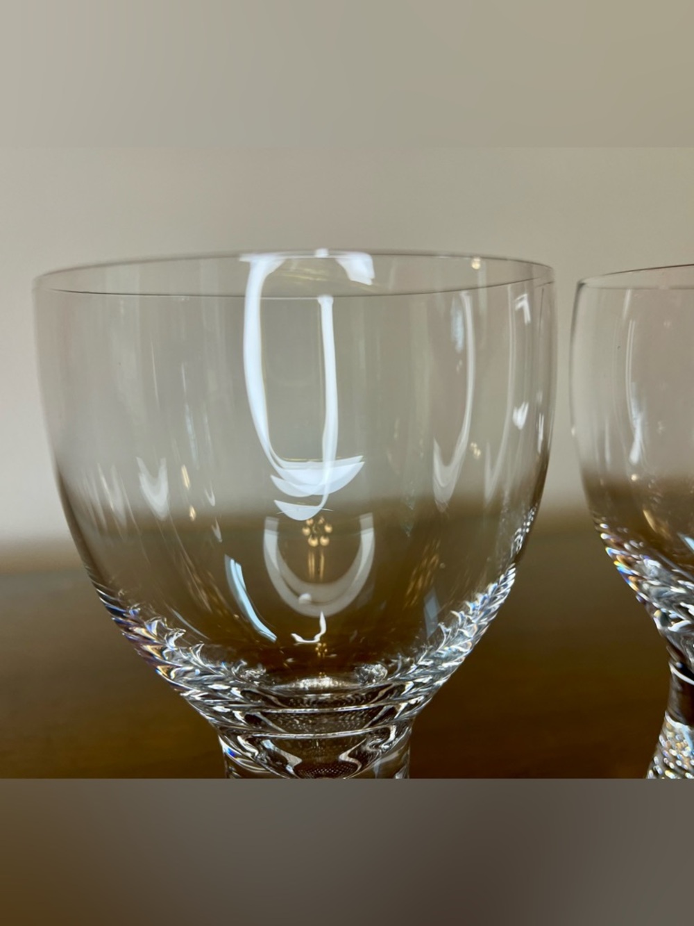 2 Kosta Boda Wine Glasses Glass Clear Limelight Göran Wärff 8.5 oz - Picture 9 of 16